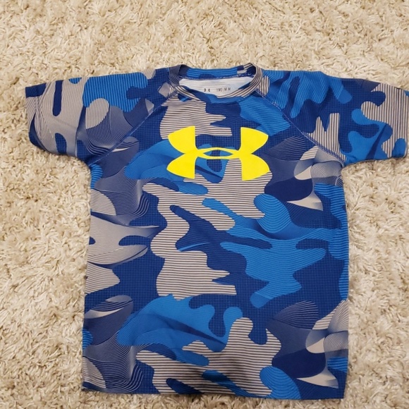 under armour heatgear camo shirt